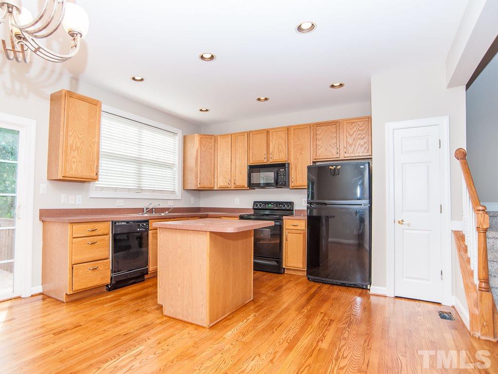 5426 Echo Ridge Road Raleigh, NC 27612 - Photo 5 of 25 Gallery Image 5