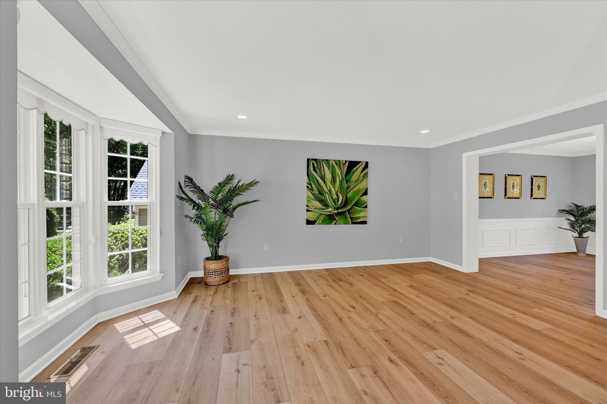 2208 Cold Meadow Way Silver Spring, MD 20906 - Photo 4 of 46 Living room