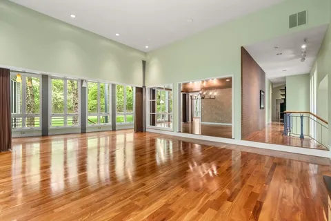 $1,998,000 | 44 Maple Street, Sherborn, MA 01770