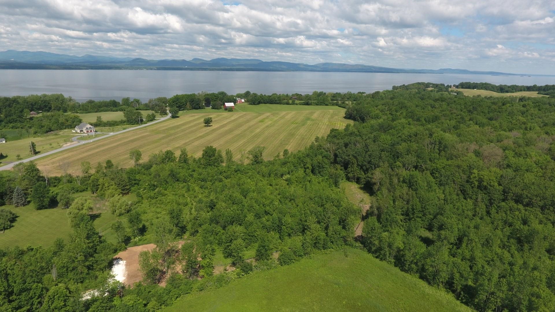 912 Lake Road Charlotte, VT 05445 - Photo 1 of 18 Gallery Image 1
