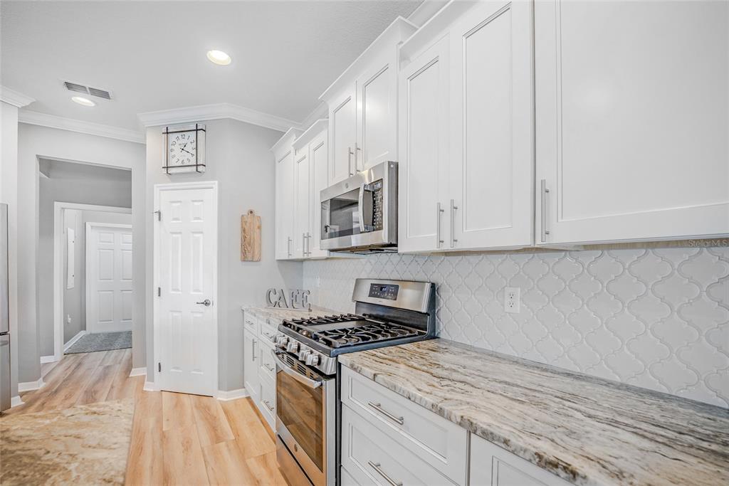 8371 Southwest 84th Loop Ocala, FL 34481 - Photo 14 of 65