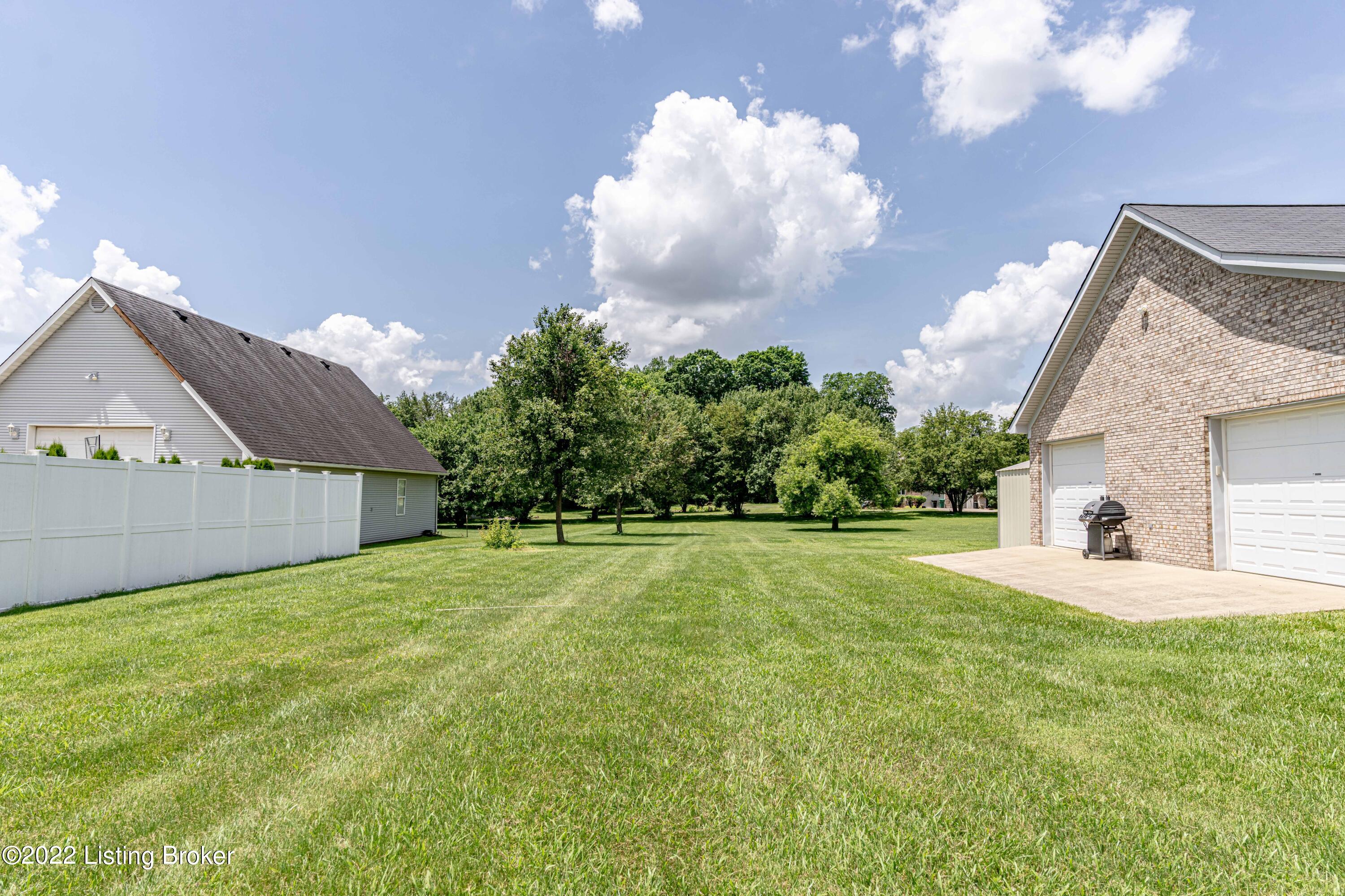 689 West Laurel River Road Shepherdsville, KY 40165 - Photo 42 of 129 DSC02248