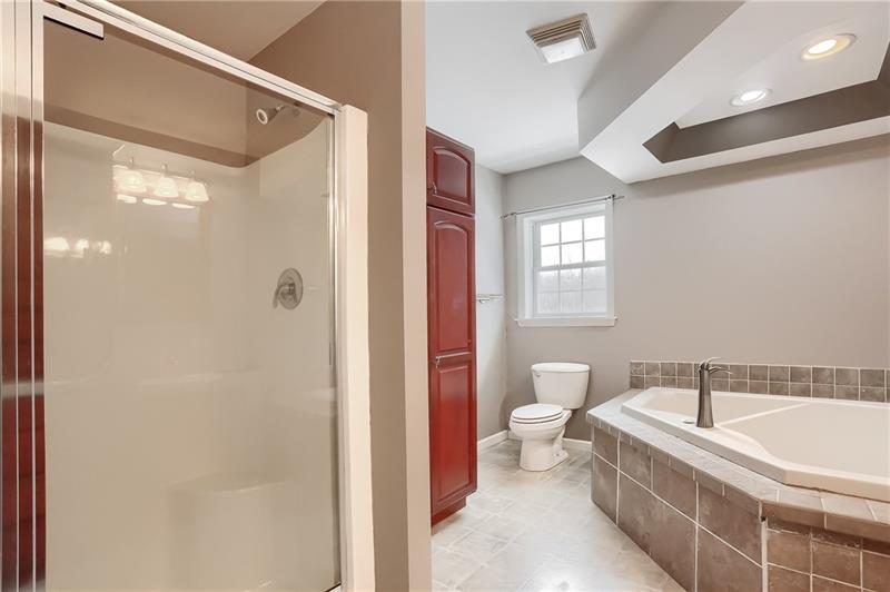 348 Dinnerbell Road Butler, PA 16002 - Photo 17 of 25 Additional Master bath view