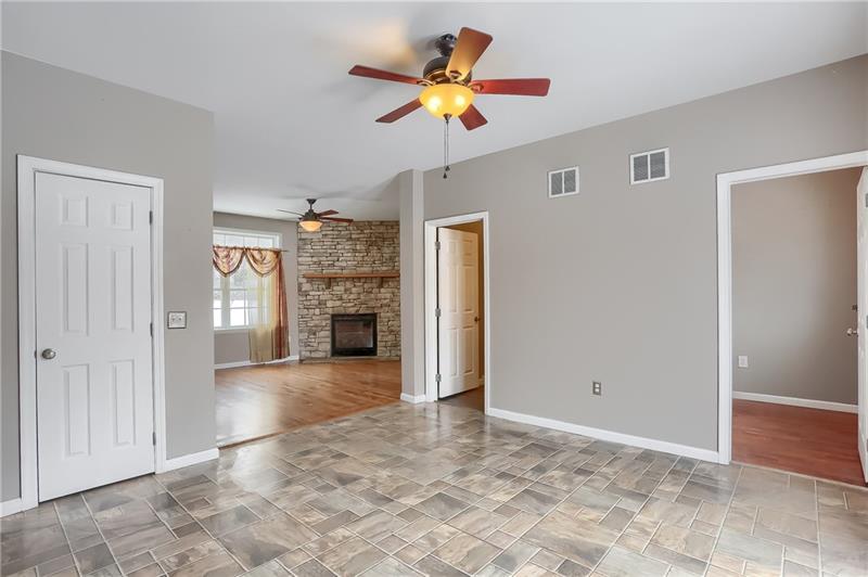 348 Dinnerbell Road Butler, PA 16002 - Photo 9 of 25 Eating nook into den area