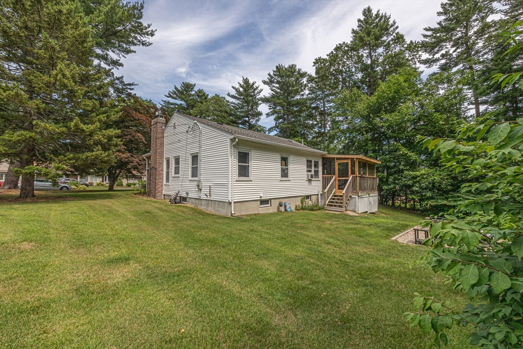 29 Bayberry Road Hanson, MA 02341 - Photo 12 of 16