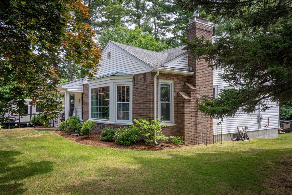 29 Bayberry Road Hanson, MA 02341 - Photo 13 of 16