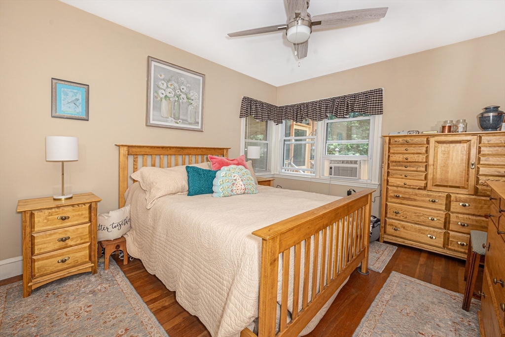 29 Bayberry Road Hanson, MA 02341 - Photo 5 of 16