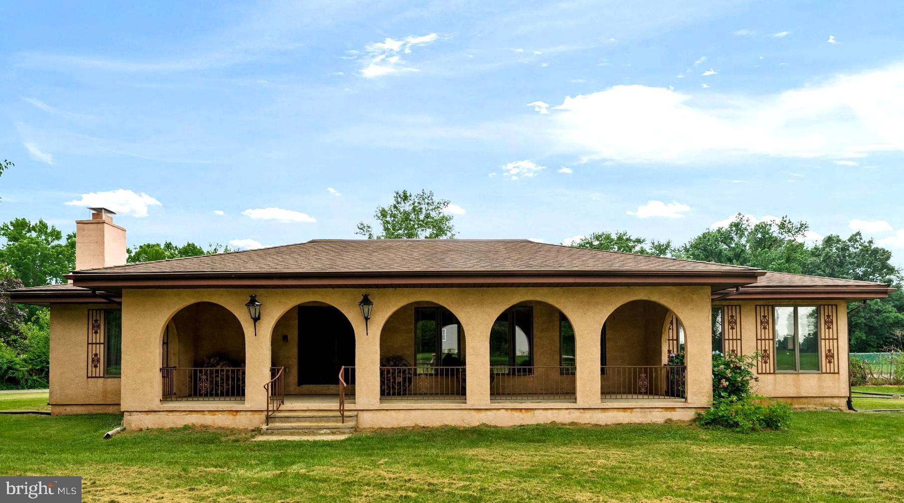 495 Island Road Columbus, NJ 08022 - Photo 2 of 76