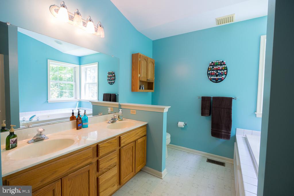 1485 Cobbler Road Quakertown, PA 18951 - Photo 25 of 57 Gallery Image 25