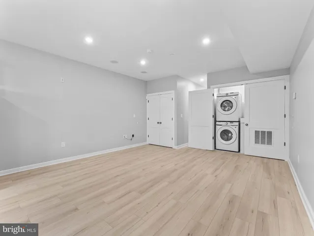 a view of empty room with a window