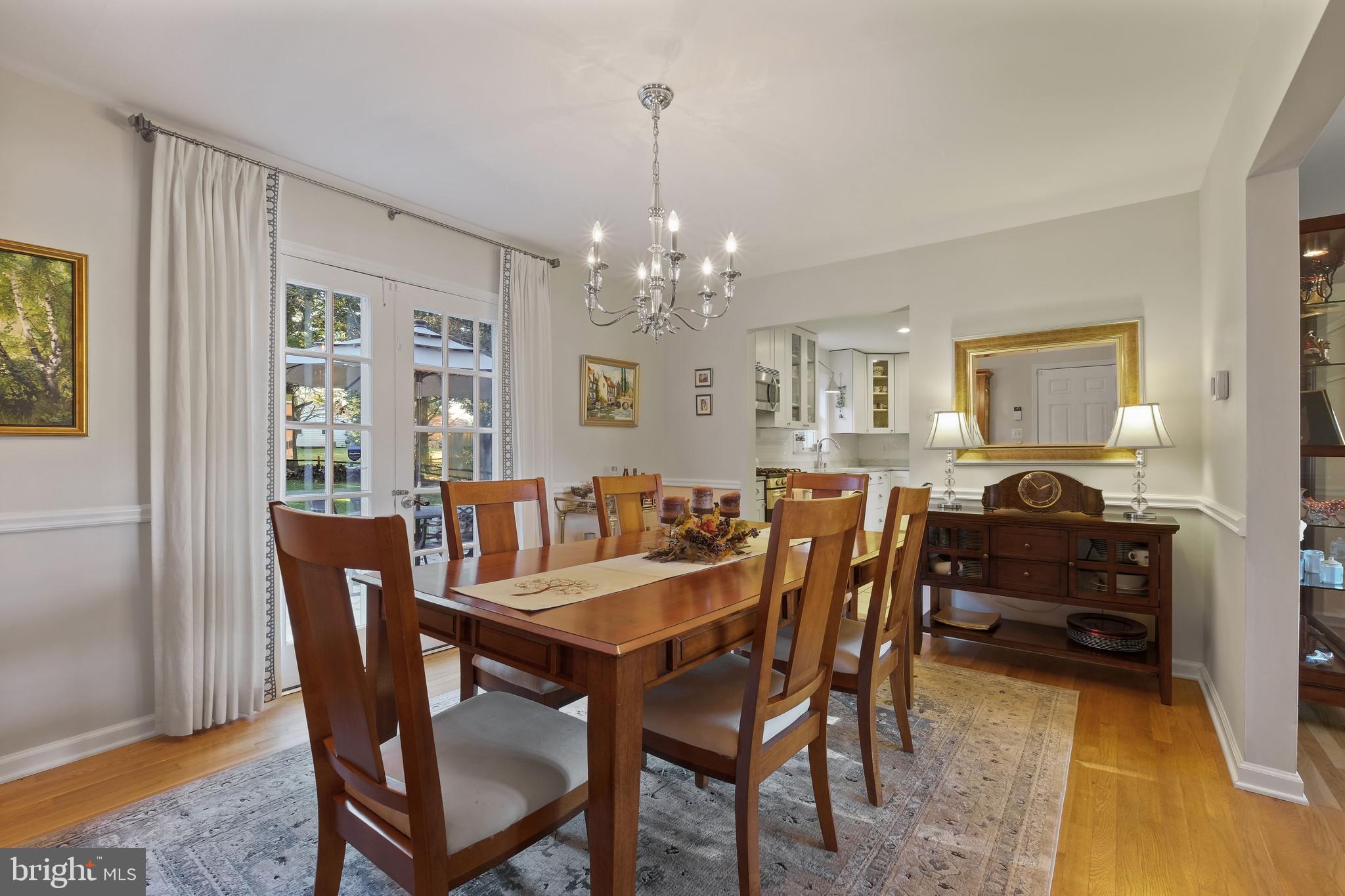 19209 Olney Mill Road Olney, MD 20832 - Photo 13 of 32 Dining Room