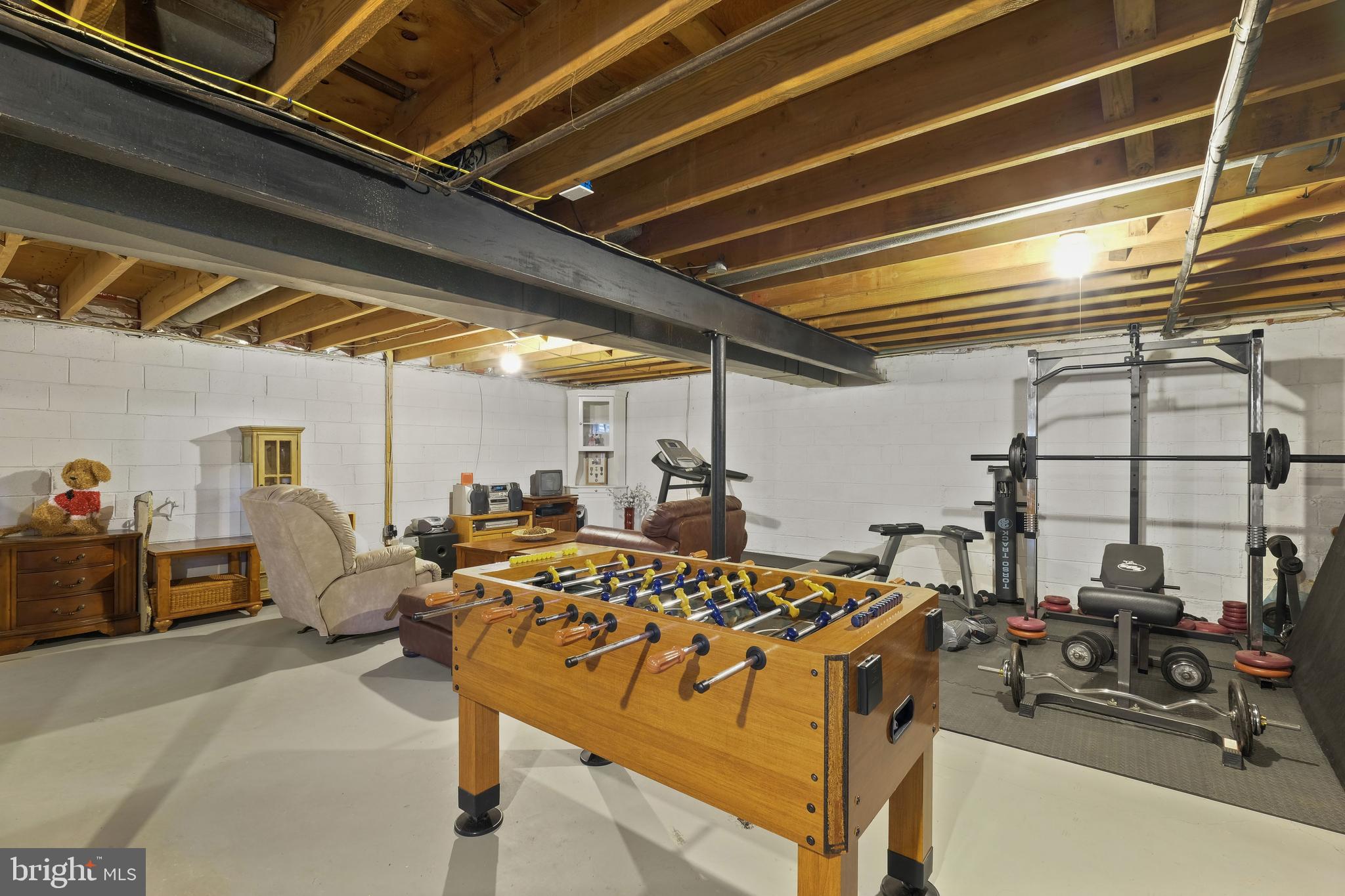 19209 Olney Mill Road Olney, MD 20832 - Photo 23 of 32 Lower Level - Rec Room