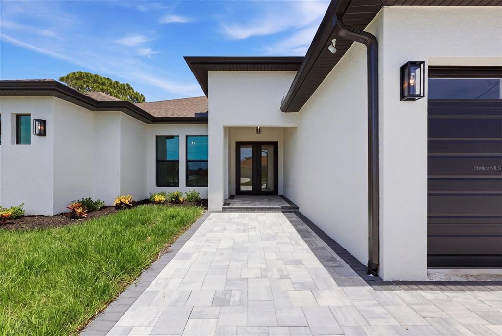 166 Medalist Road Rotonda West, FL 33947 - Photo 14 of 56 Gallery Image 14