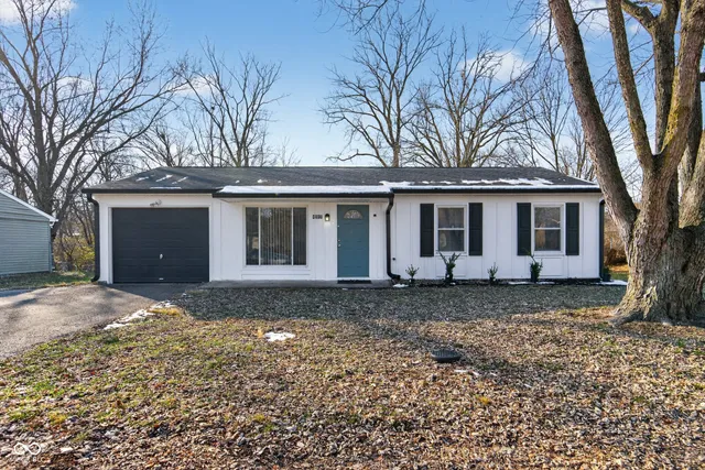 $215,000 | 4517 Phoenix Drive, Indianapolis, IN 46241