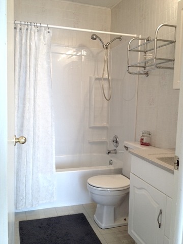 709 Sunfish, Unit 709 Schaumburg, IL 60194 - Photo 8 of 9
