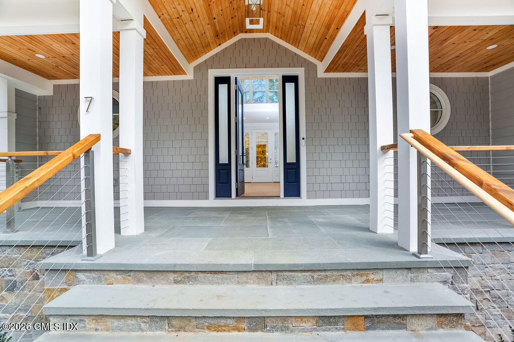 7 Bailiwick Road Greenwich, CT 06831 - Photo 3 of 45 Entrance