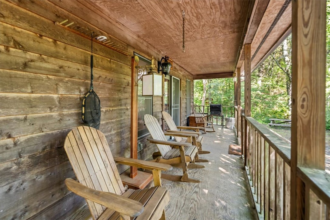 237 Hickory Ridge Mountain Rest, SC 29664 - Photo 5 of 38