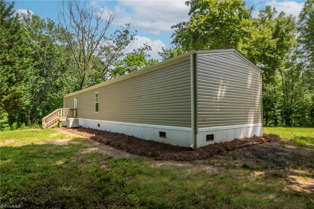 1244 Frye Road Westfield, NC 27053 - Photo 2 of 26 Gallery Image 2