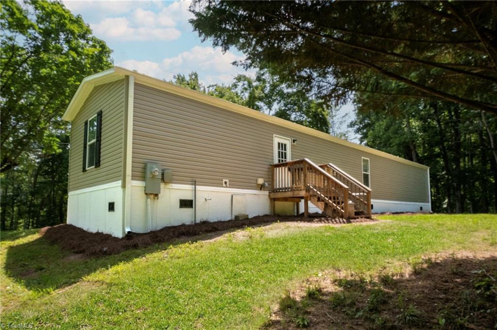 1244 Frye Road Westfield, NC 27053 - Photo 4 of 26 Gallery Image 4