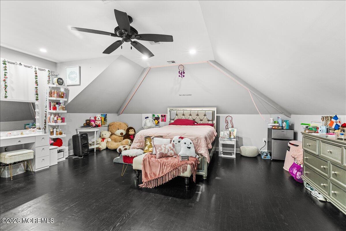 422 Everett Road Lincroft, NJ 07738 - Photo 54 of 92 53-Princess Suite