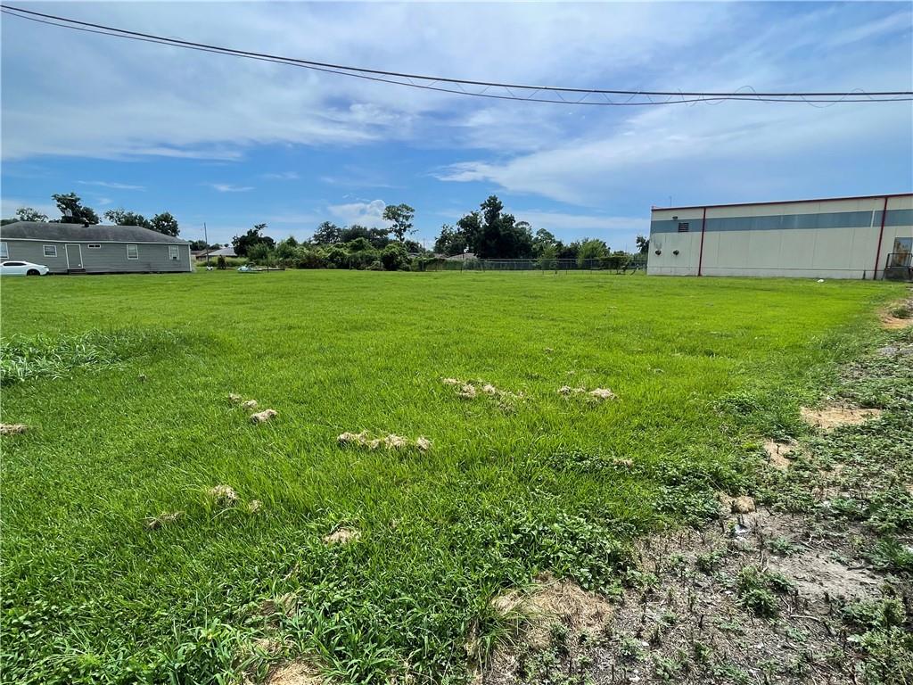 725 Hanson Place Kenner, LA 70062 - Photo 1 of 4