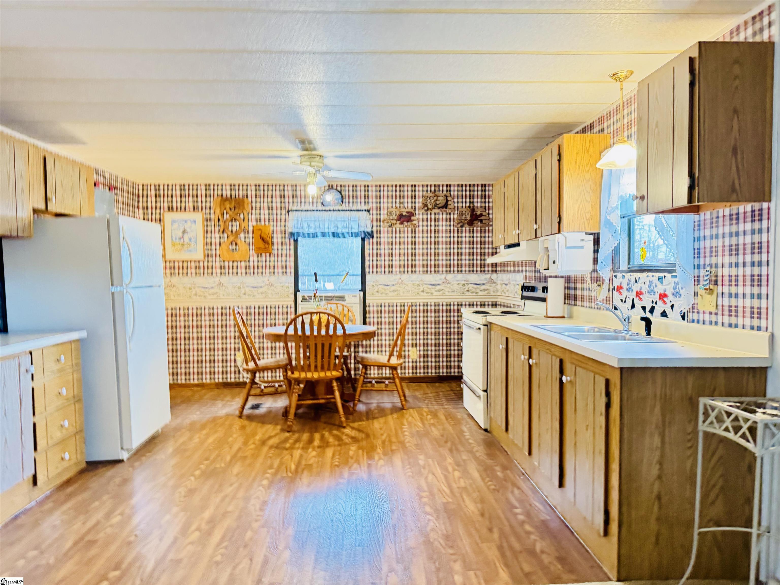 1143 Jets Landing Road Abbeville, SC 29620 - Photo 14 of 44