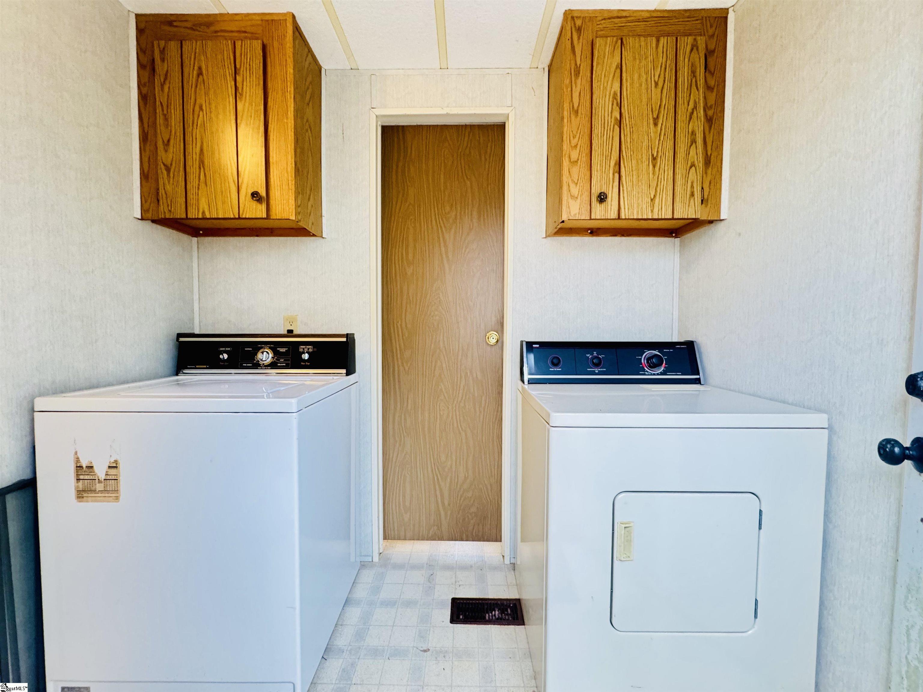 1143 Jets Landing Road Abbeville, SC 29620 - Photo 16 of 44