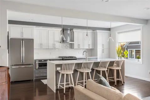 $845,000 | 130 Gano Street, Providence, RI 02906