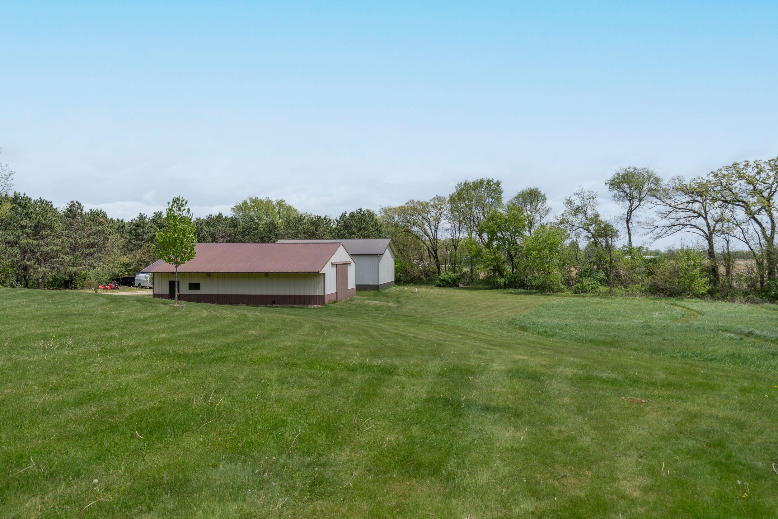 4613 West Rutland Road Rutland, WI 53521 - Photo 14 of 57 Exterior_03737
