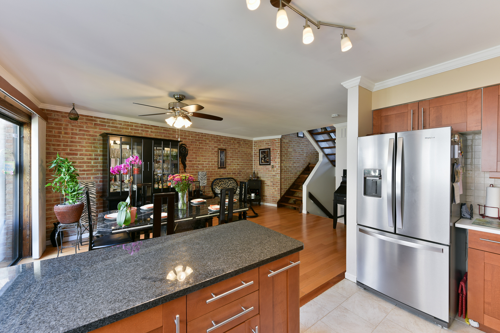 3717 Haas Avenue, Unit 3717 Riverside, IL 60546 - Photo 9 of 28