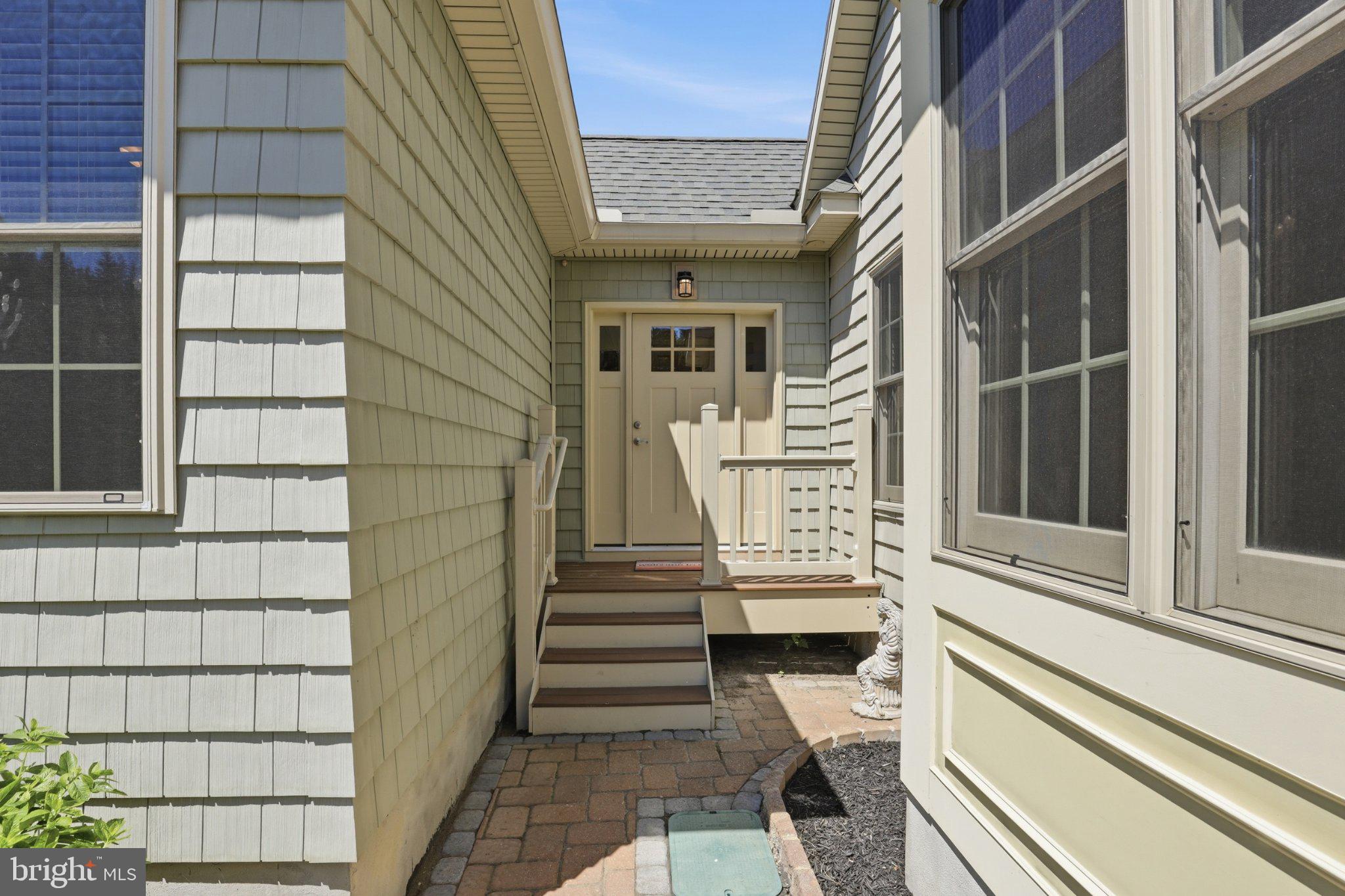 16932 Fitzgeralds Road Lincoln, DE 19960 - Photo 71 of 103 Charming entryway with inviting steps.