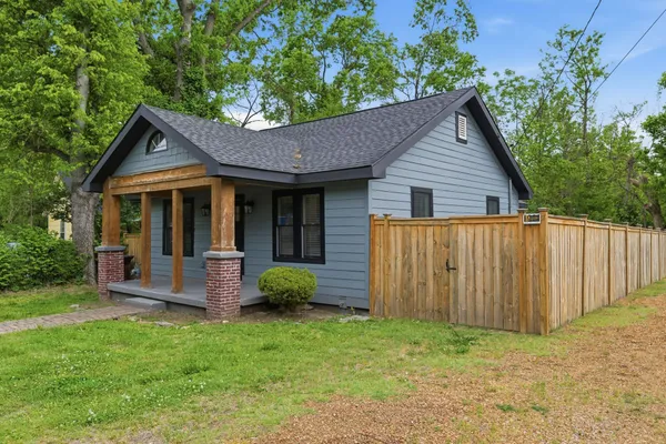 $3,950 | 1253 West Main Street, Franklin, TN 37064