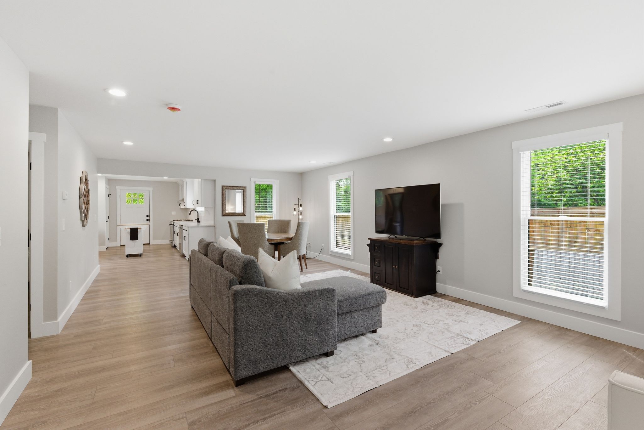 1253 West Main Street Franklin, TN 37064 - Photo 5 of 19