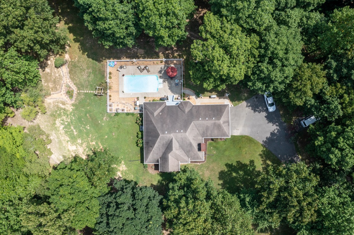 734 Keytown Road Portland, TN 37148 - Photo 5 of 49 an aerial view of a house with a yard and large tree