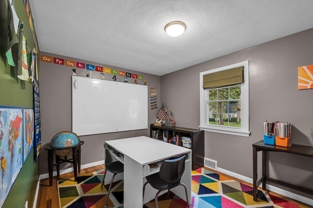 61 Birch Road Longmeadow, MA 01106 - Photo 28 of 42