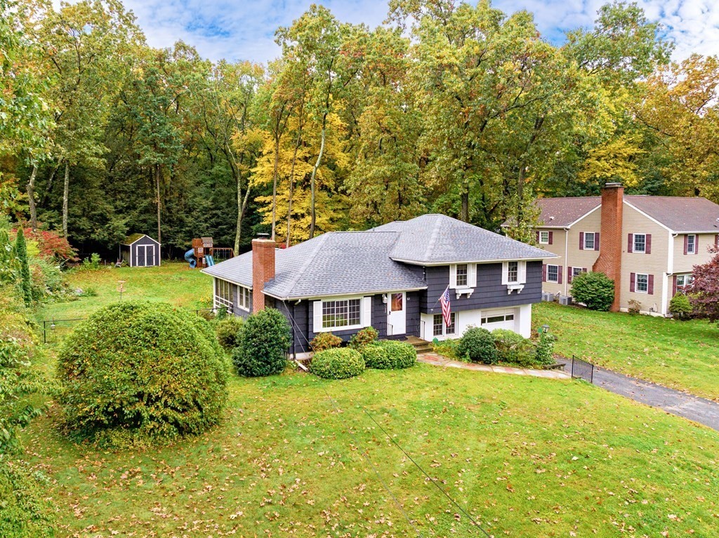 61 Birch Road Longmeadow, MA 01106 - Photo 3 of 42