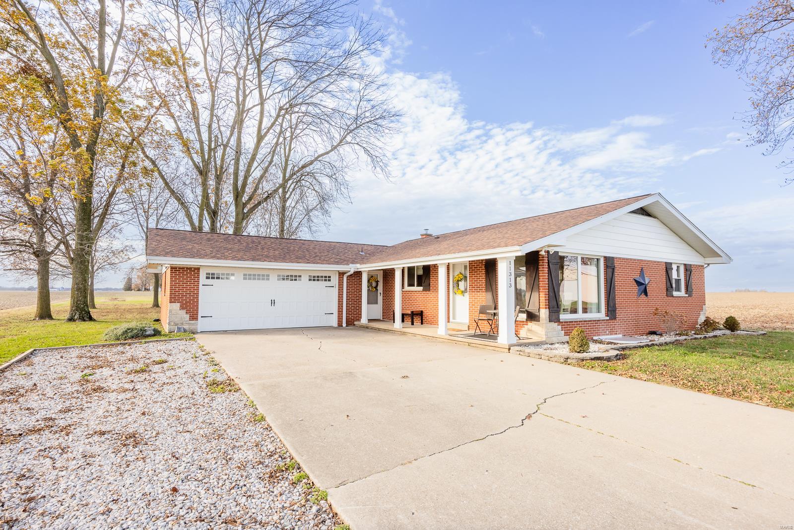 11313 Riess Road Mascoutah, IL 62258 - Photo 3 of 35