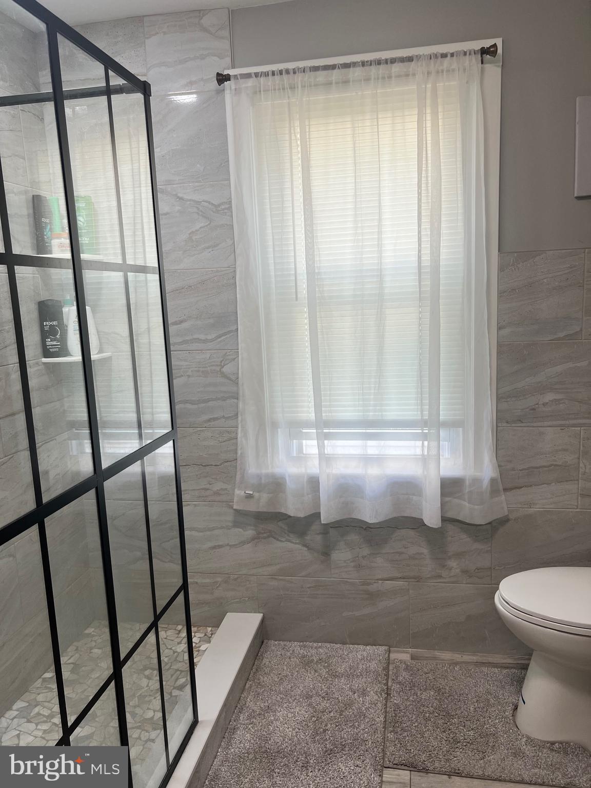 4050 Ellendale Road Drexel Hill, PA 19026 - Photo 26 of 53 3-Piece Tile Bathroom