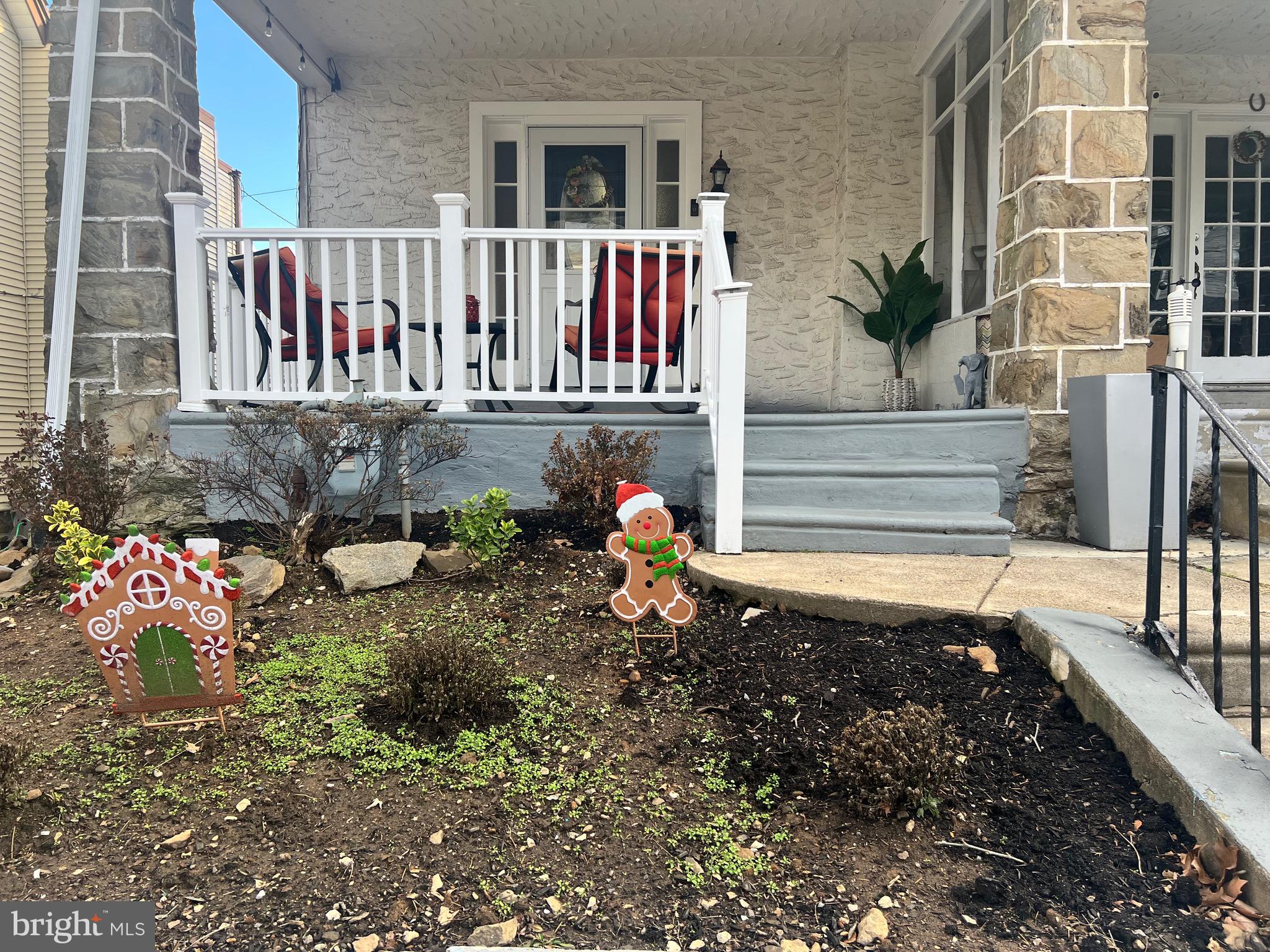 Covered Front Porch
