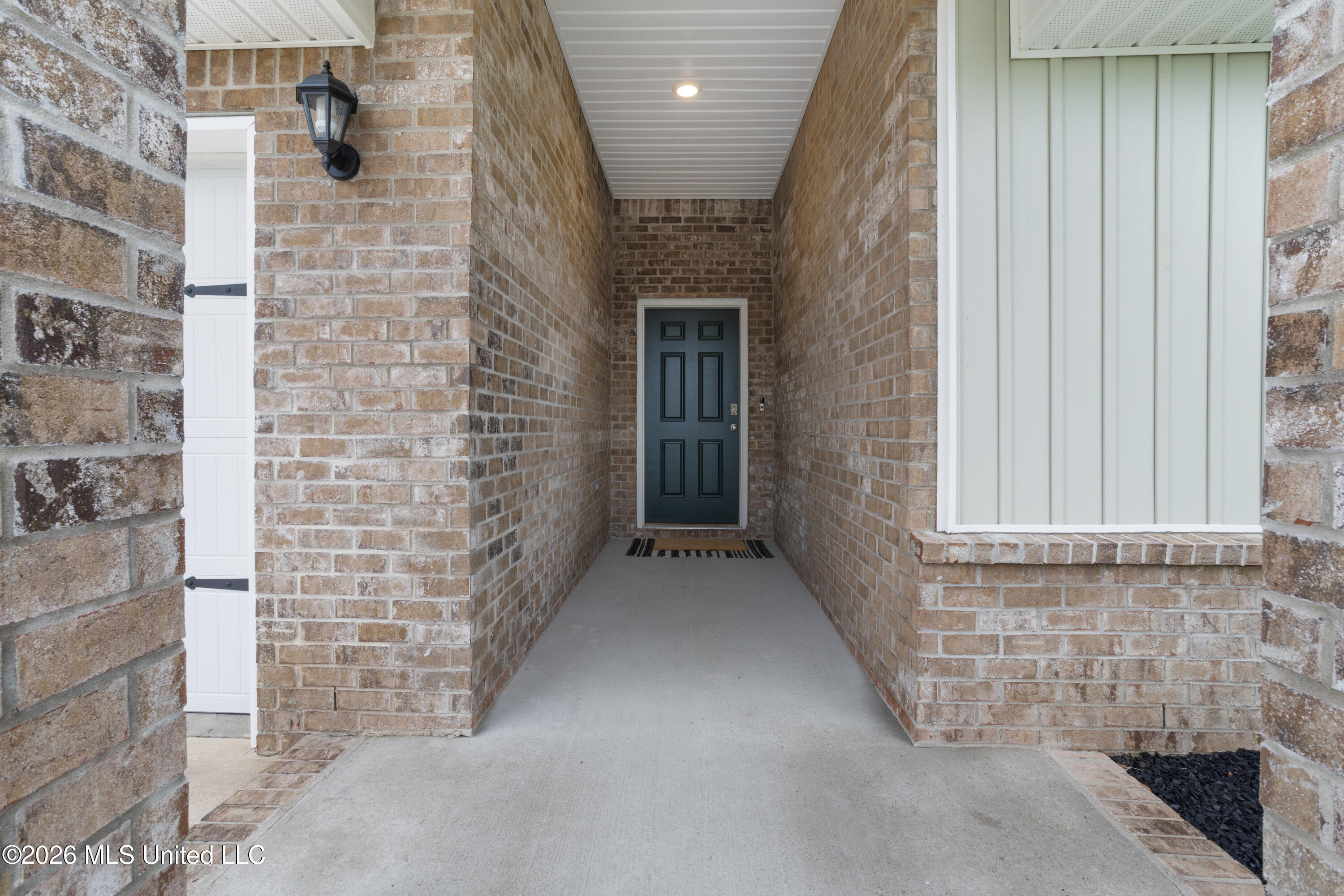 1004 Enclave Circle Long Beach, MS 39560 - Photo 1 of 40 00004