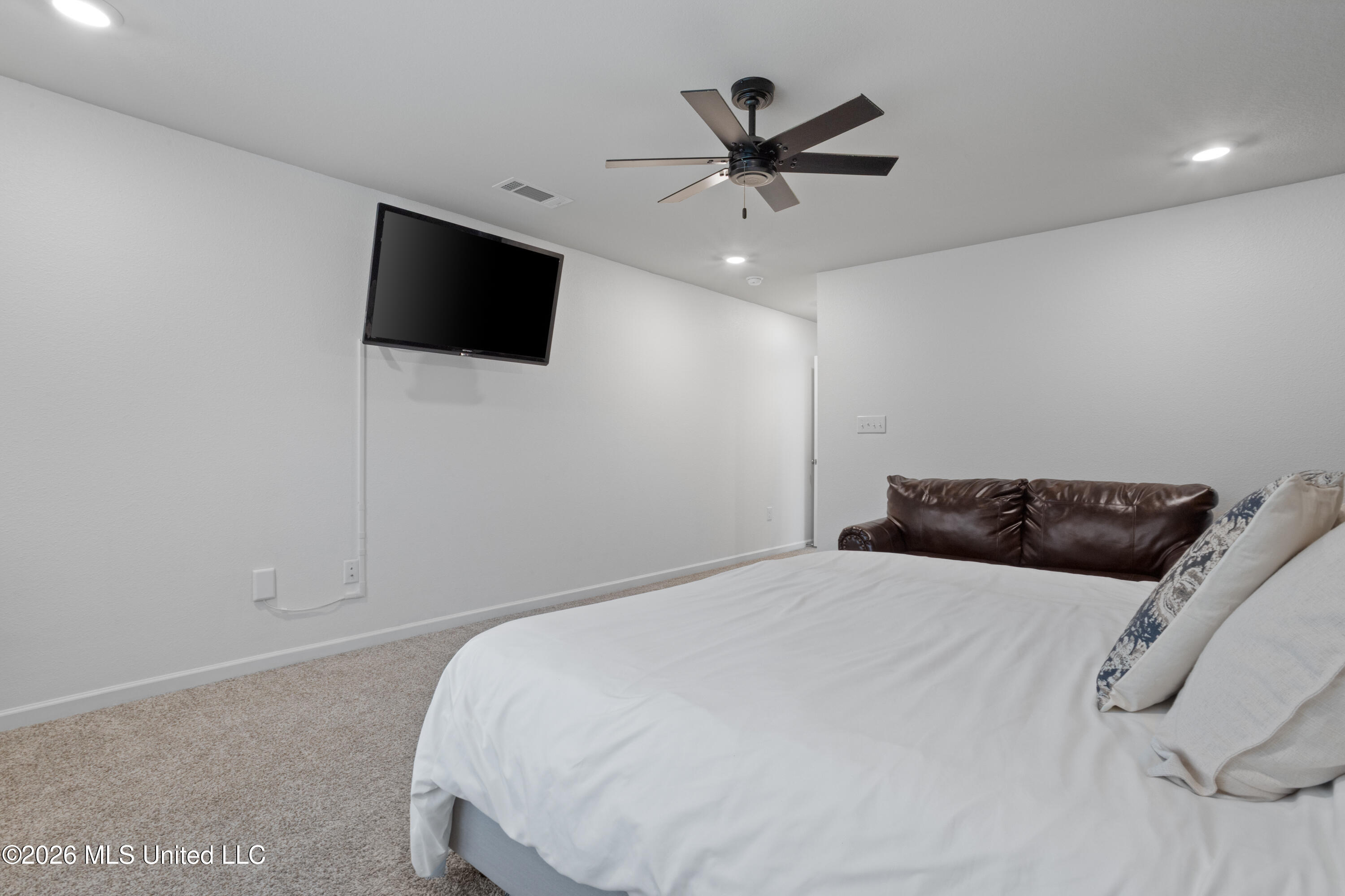 1004 Enclave Circle Long Beach, MS 39560 - Photo 23 of 40 00024