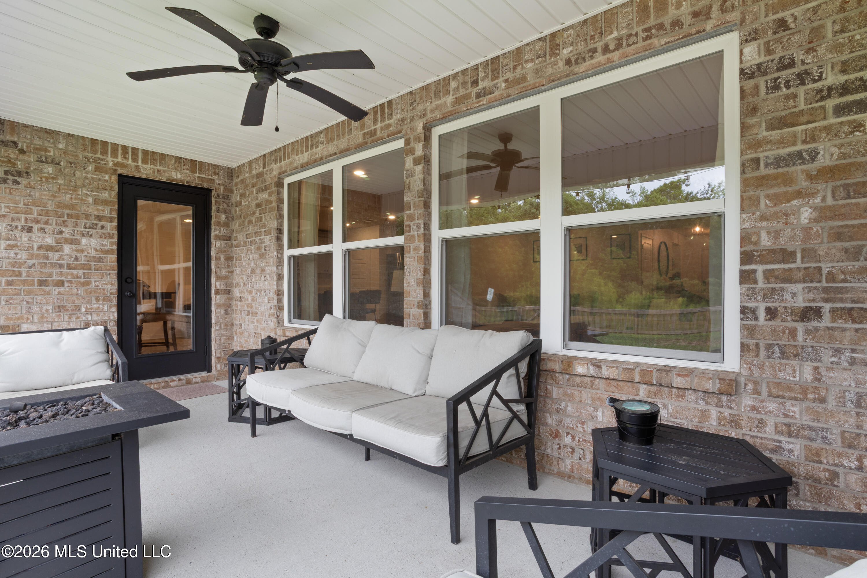 1004 Enclave Circle Long Beach, MS 39560 - Photo 34 of 40 00035