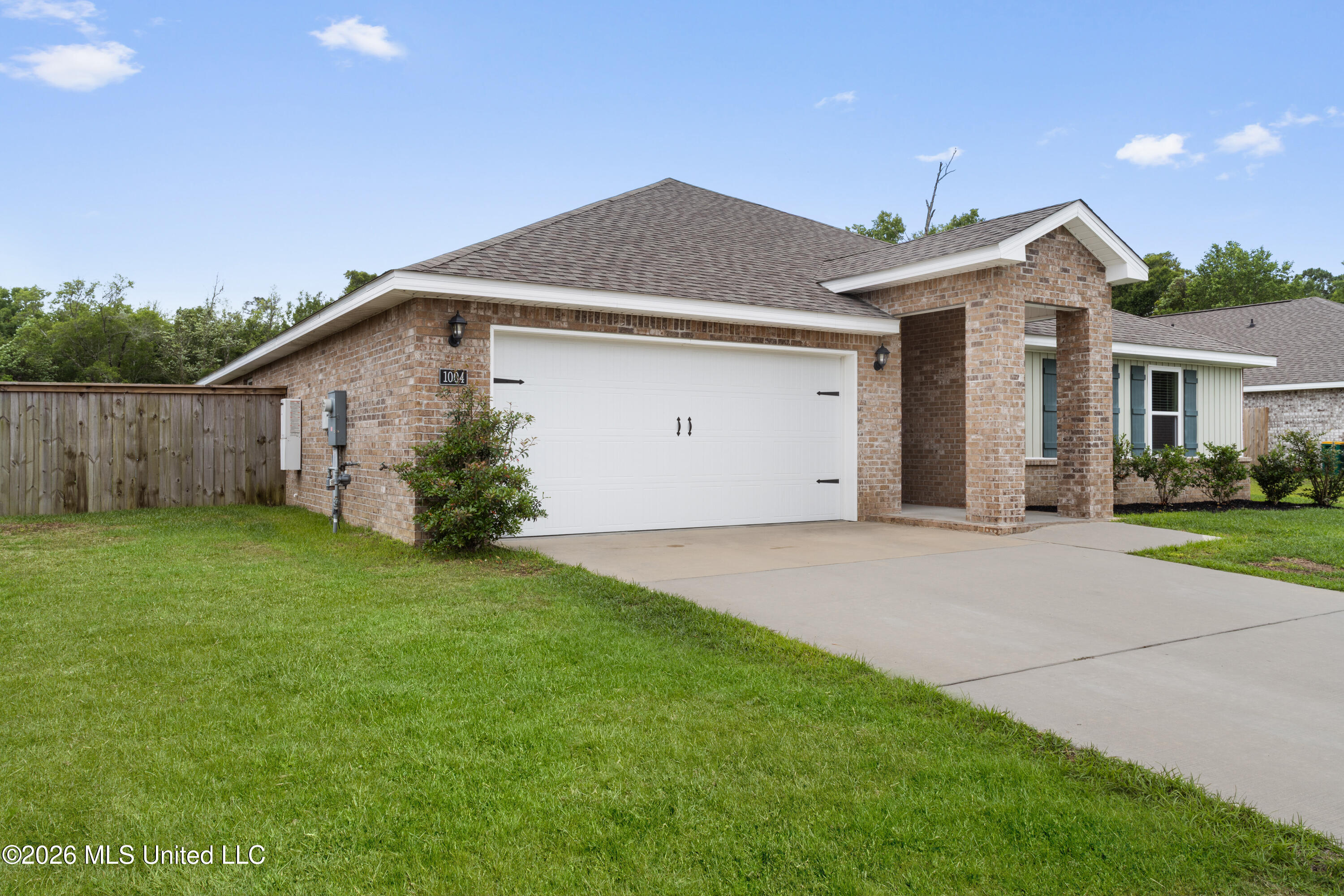 1004 Enclave Circle Long Beach, MS 39560 - Photo 39 of 40 00002