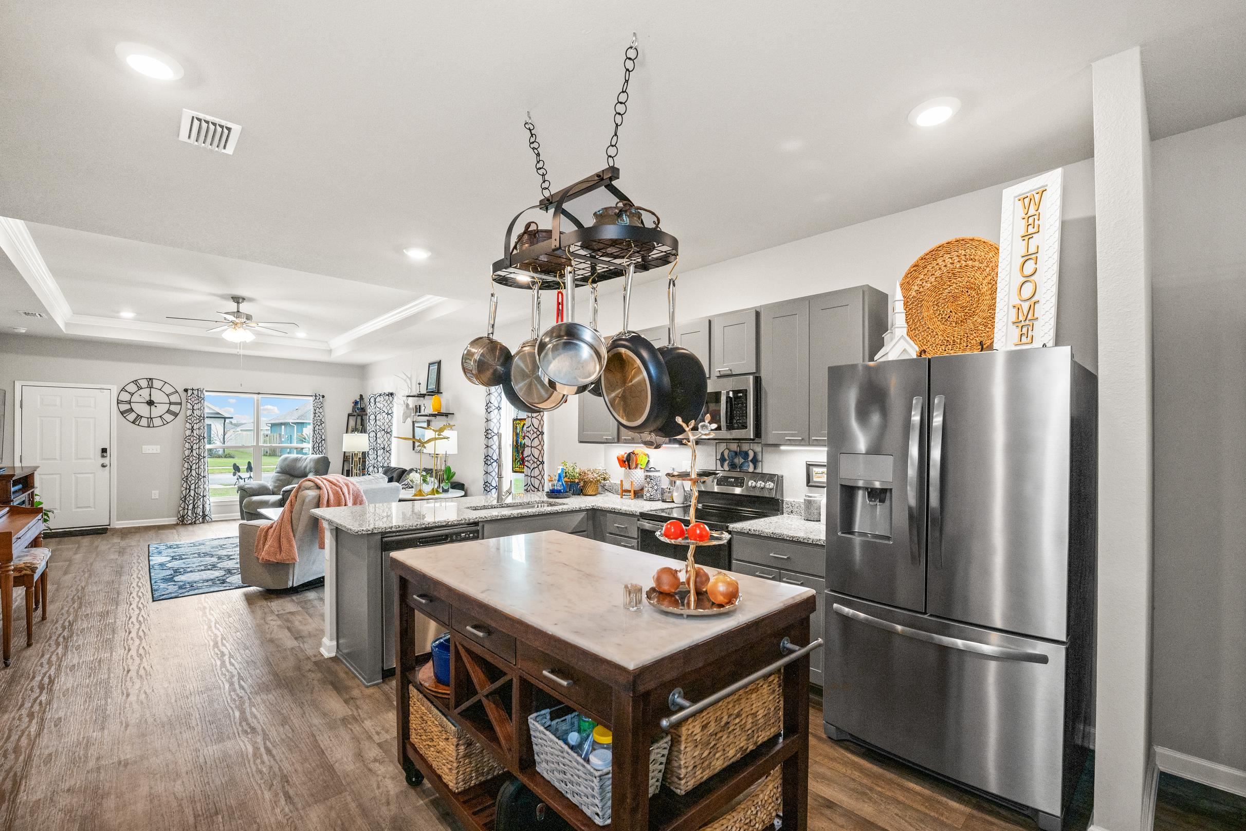 24139 Veranda Circle Elberta, AL 36530 - Photo 12 of 40 Kitchen