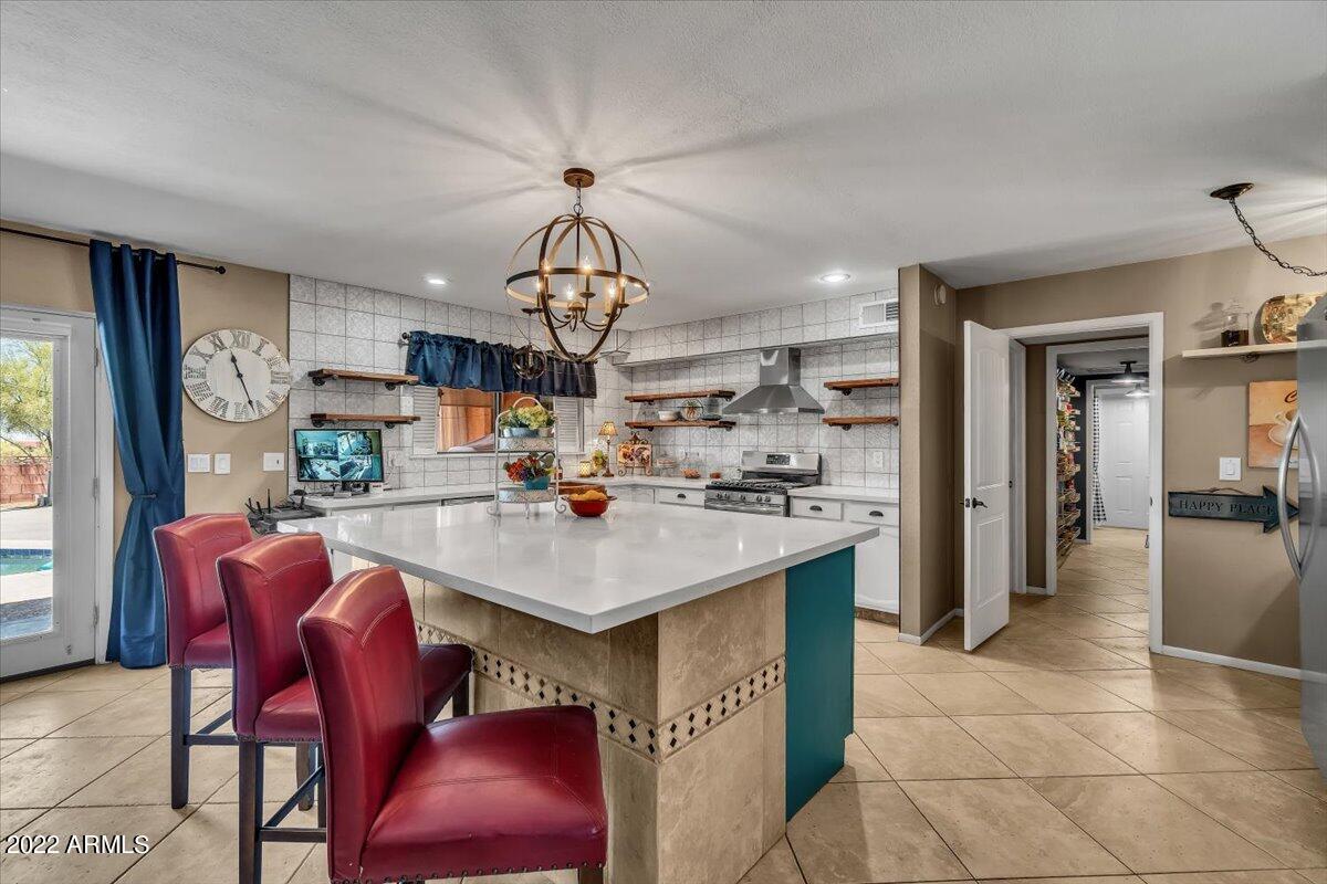 974 North Al Sieber Road Apache Junction, AZ 85119 - Photo 14 of 59 12-Kitchen