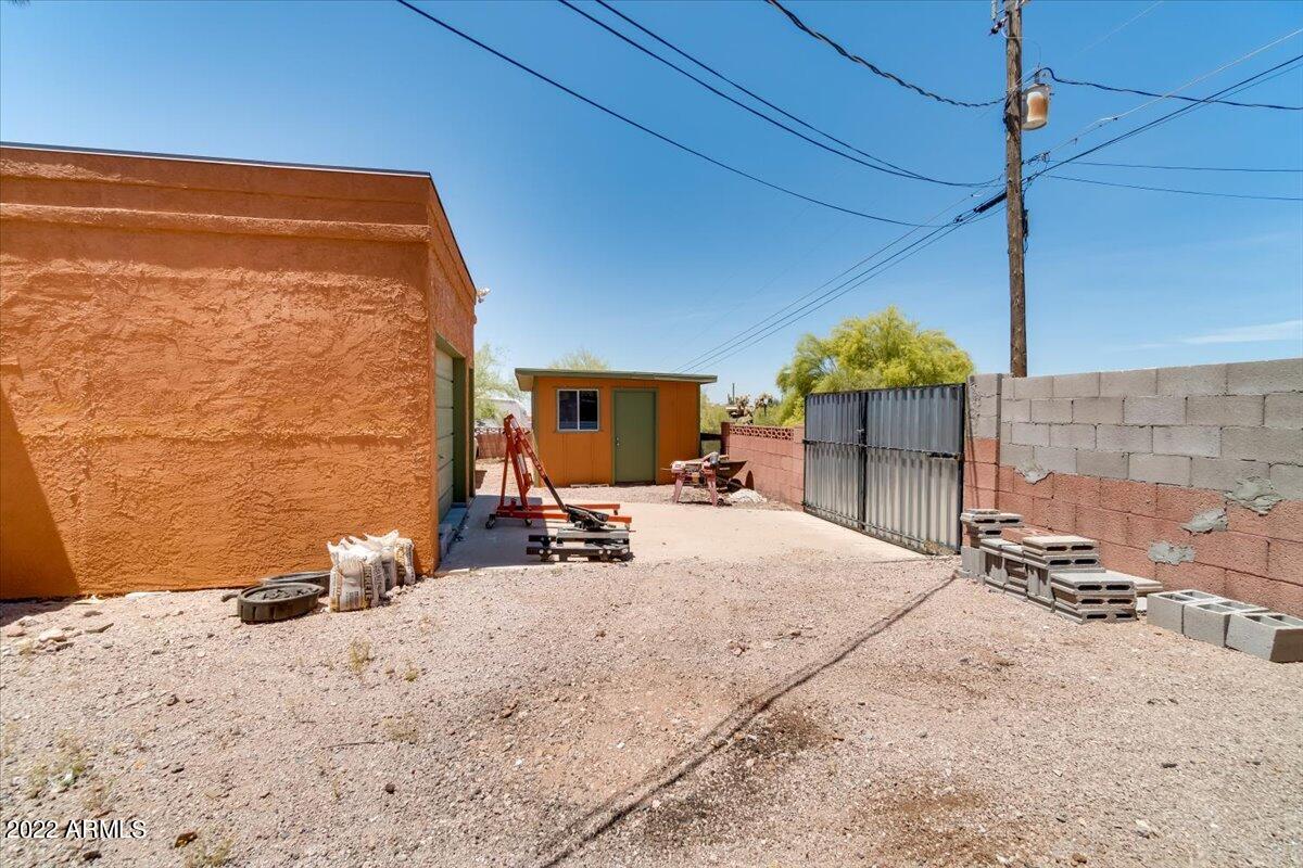 974 North Al Sieber Road Apache Junction, AZ 85119 - Photo 45 of 59 48-RV Parking