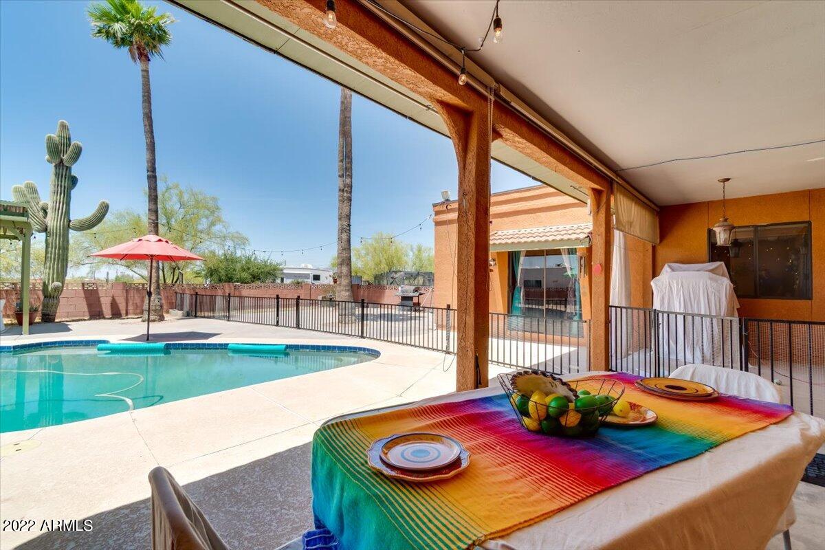 974 North Al Sieber Road Apache Junction, AZ 85119 - Photo 49 of 59 43-Back patio