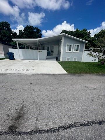 Gateway Estates Park Homestead, FL 33034 - Photo 1 of 26 a view of a house with a backyard
