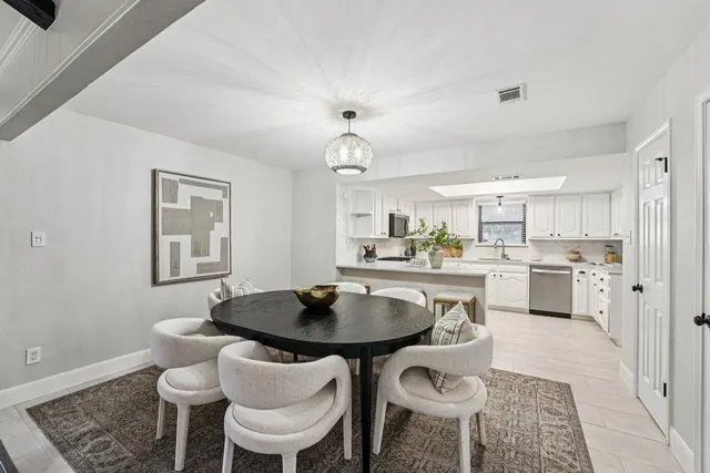 $625,000 | 5307 Beckett Circle, Austin, TX 78749