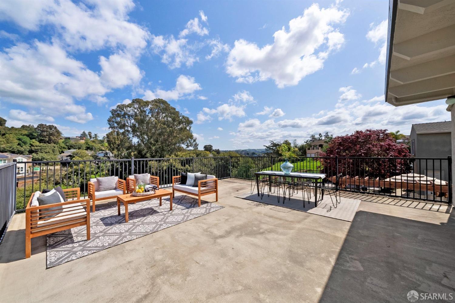 18006 Almond Road Castro Valley, CA 94546 - Photo 58 of 81 Gallery Image 58